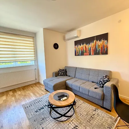 Kovan Lux 9 Апартаменты *