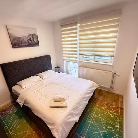 Kovan Lux 9 *